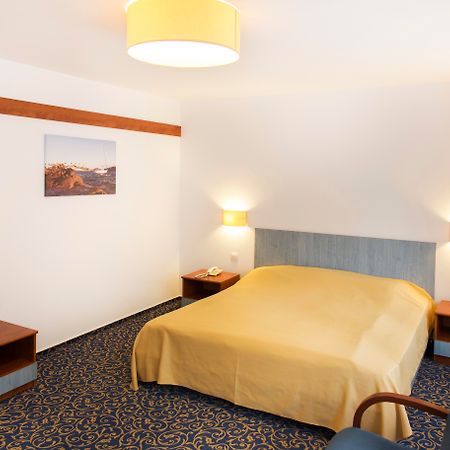 Hotel Herastrau Bucureşti Ngoại thất bức ảnh