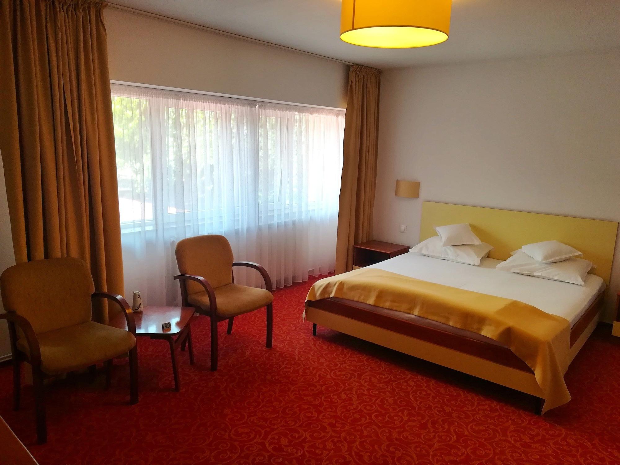 Hotel Herastrau Bucureşti Ngoại thất bức ảnh