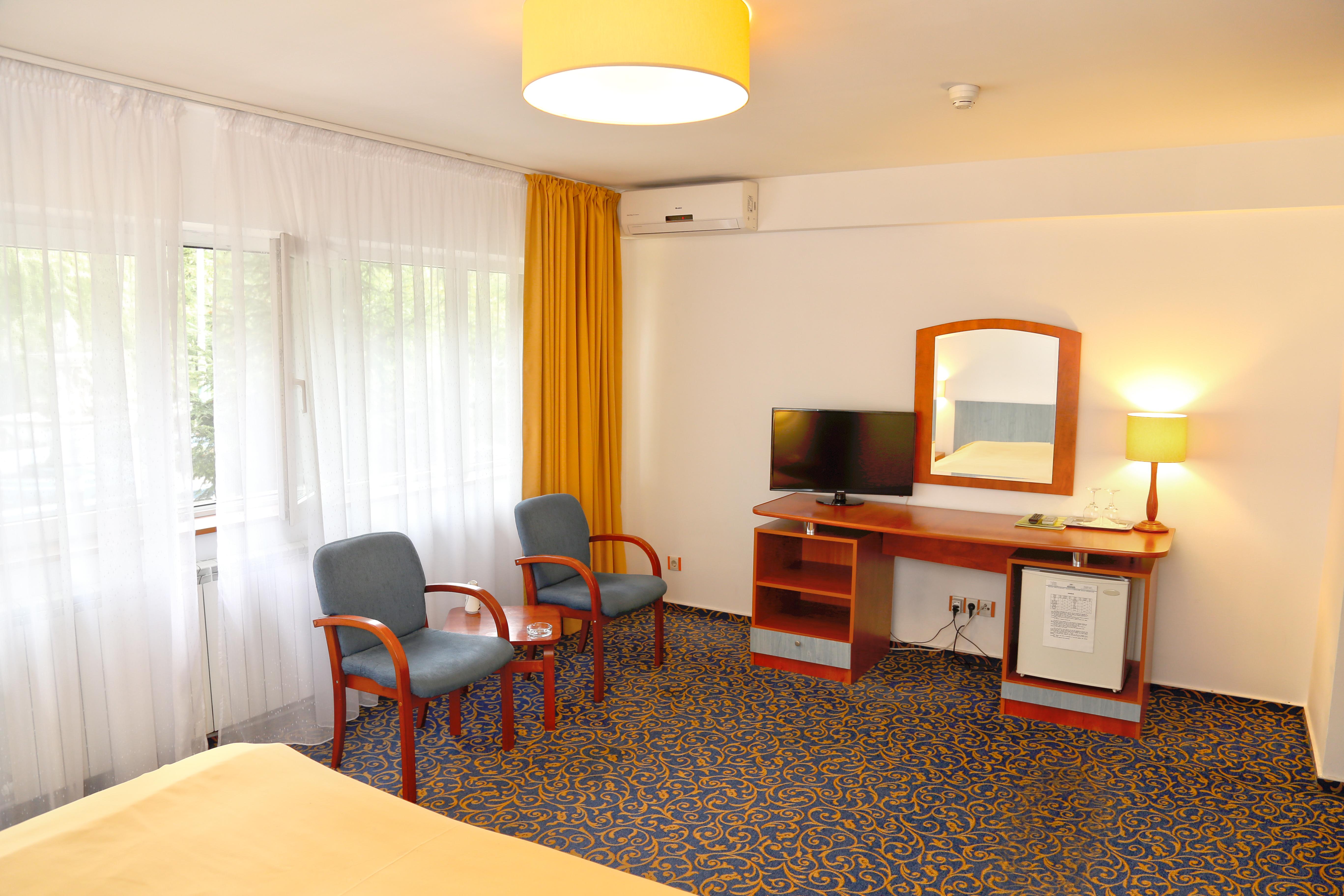 Hotel Herastrau Bucureşti Ngoại thất bức ảnh