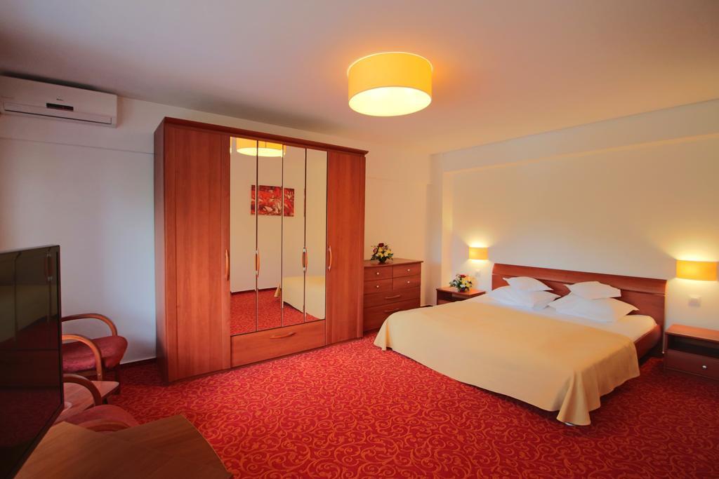 Hotel Herastrau Bucureşti Ngoại thất bức ảnh
